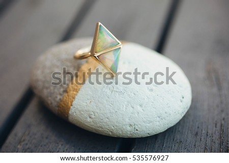 opal ring 