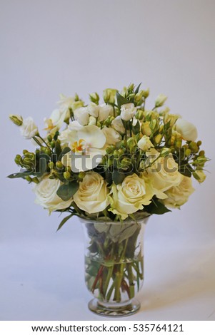 white flower arrangements