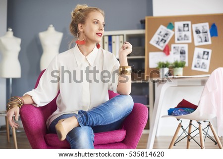 Picture of blond woman hair having a rest