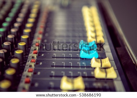 Sound mixer controller