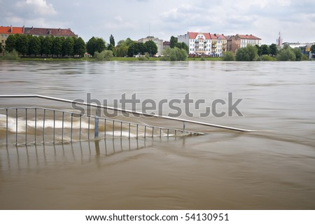 The flood disaster of 2010 in Frankfurt/Oder (Germany) and Slubice, (Poland).