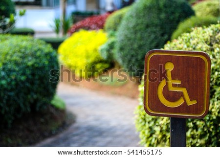 Handicap sign at a park