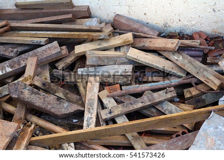 wood fragments used to lock column box, Construction Site, Laos