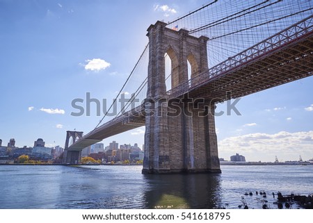 The Brooklyn Bridge and Lower Manhattan skyline seen from Brooklyn Bridge Park.