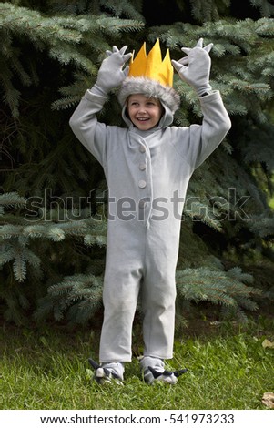 Young boy wearing halloween costume