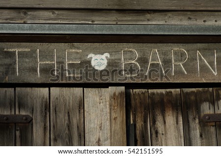 Wooden Pig Barn Sign