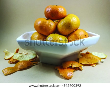 Namfeng tangerine orange has been named because it is sweet as honey. this orange has been planted since Tang Dynasty or more than 1300 year ago and very popular during Chinese New Year.