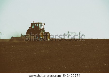Tractor Royalty-Free Stock Photo #543422974