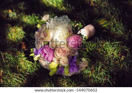 wedding bouquet on a background of green