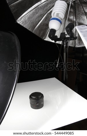 Studio lamp and reflector for photography