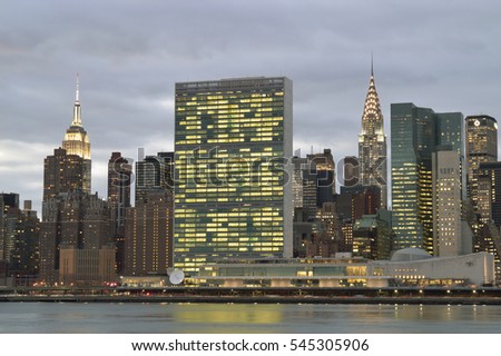 A twilight view of the Manhattan skyline.