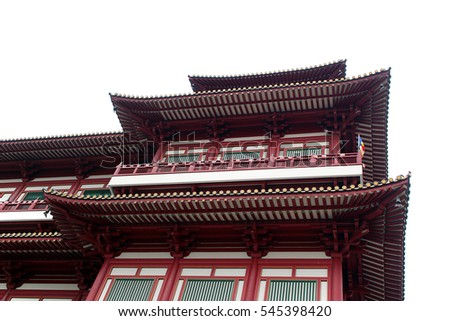 Closeup of roof of Buddha Tooth Relic Temple and Museum at China town Singapore 
