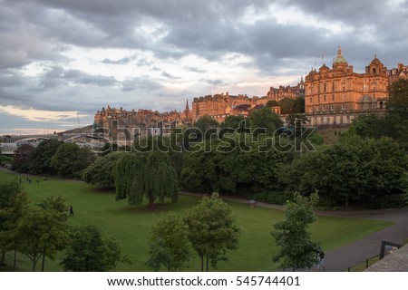 Princes Street Gardens and City of Edinburgh in Scotland (Alba) from Mound 