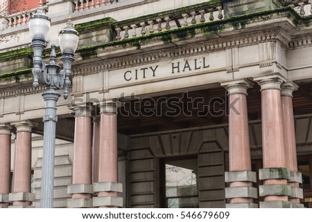 A view of Portland City Hall Royalty-Free Stock Photo #546679609