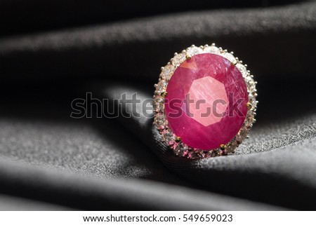 Ring of the jewelry with pink sapphire,Diamond ring