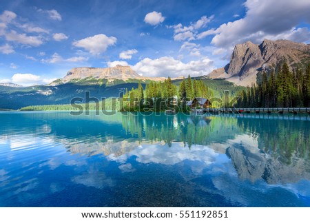 Emerald Lake in Banff National Park, British Columbia, Canada