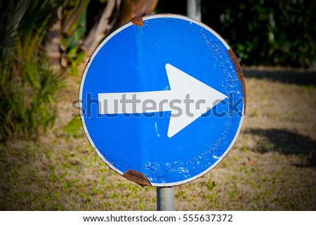 Italian traffic sign arrow mandatory direction to the right.