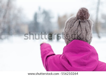 Picture of a woman showing the right direction