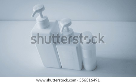 White color packaging liquid soap 