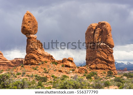 Balanced rock in Arches National Park. Utah, USA