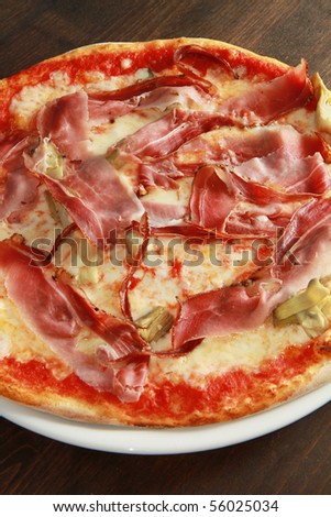 pizza with speck and artichokes