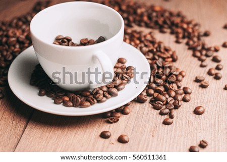 Roasted coffee seeds
