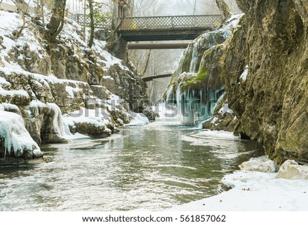 Bigar waterfall frozen