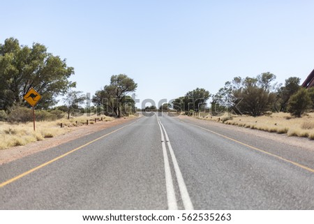 Crossing Kangaroo's road sign