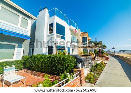 House by the sea in Newport Beach, California
