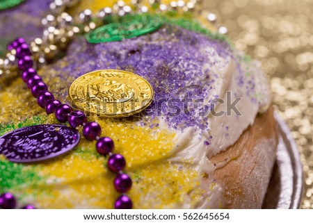 King's Cake on Gold Glitter