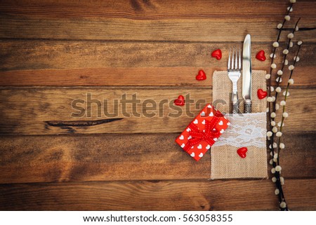 Valentine table set