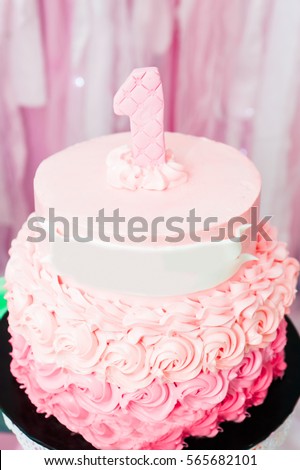 Close up image of girl birthday cake for the 1 year old.