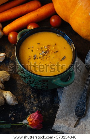 Great vegetable cream soup with ginger root