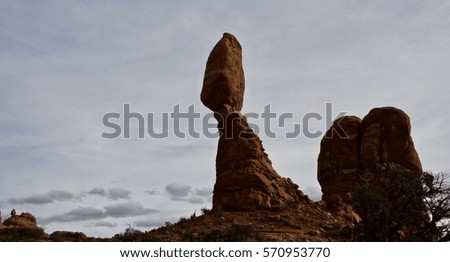 Balanced Rock. Arches National Park Utah USA