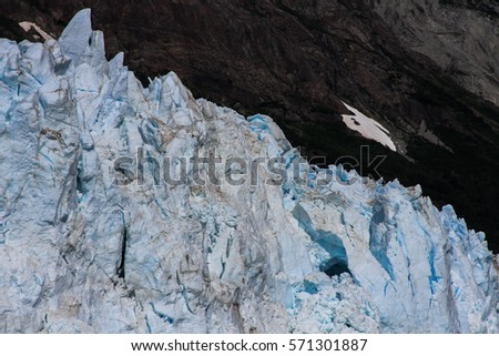 Picture of the alaskan glaciers