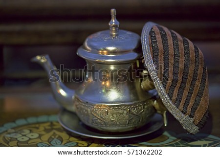 Moroccan kettle with mint tea 