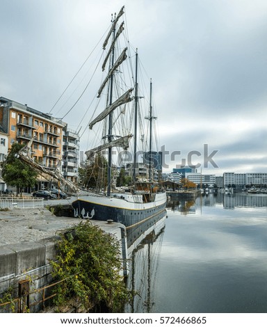 Sailboat neat Museum aan de Stroom in Antwerp, Belgium Royalty-Free Stock Photo #572466865