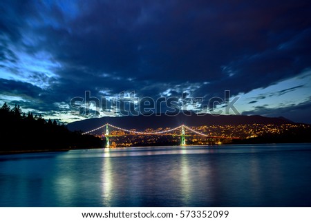 Lions Gate Bridge at Night, Vancouver, canada
