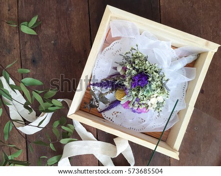 tiny lovely bouquet in wooden box for valentine gift
