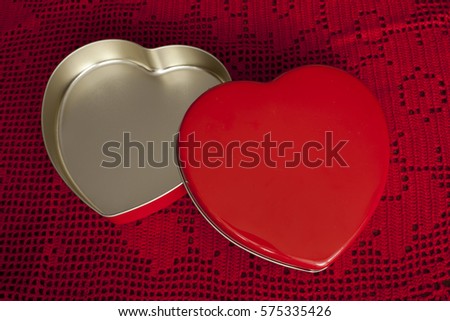 heart shaped empty box