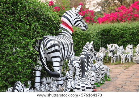 zebra statue