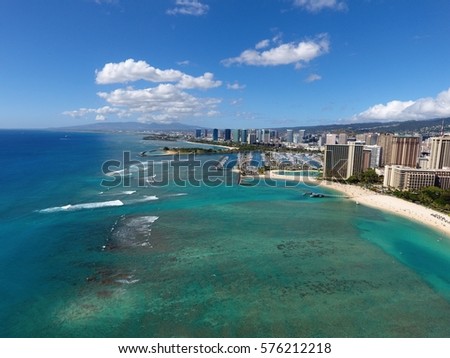A bird's eye view of the north side of Waikiki beach, Hawaii. 