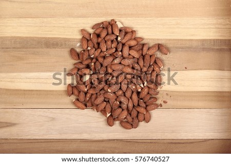 Peanuts and raisin healthy food