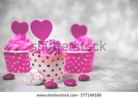 Colorful love cupcake for Valentine day 