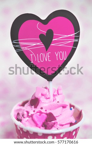 Colorful love cupcake for Valentine day 