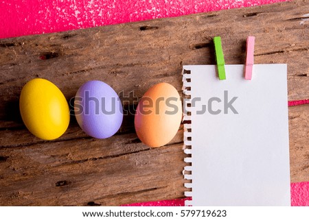 colorful Easter egg  and note paper