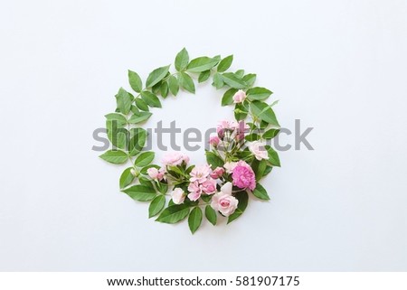 Floral round crown(wreath) with pink rose and leaves