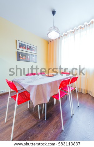 Comfortable modern  dining room 