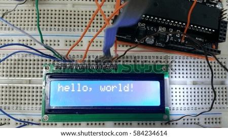 8 bit display show hello world message
