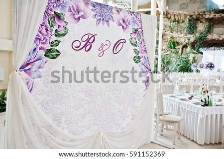 Wedding photo frame or banner for guests.